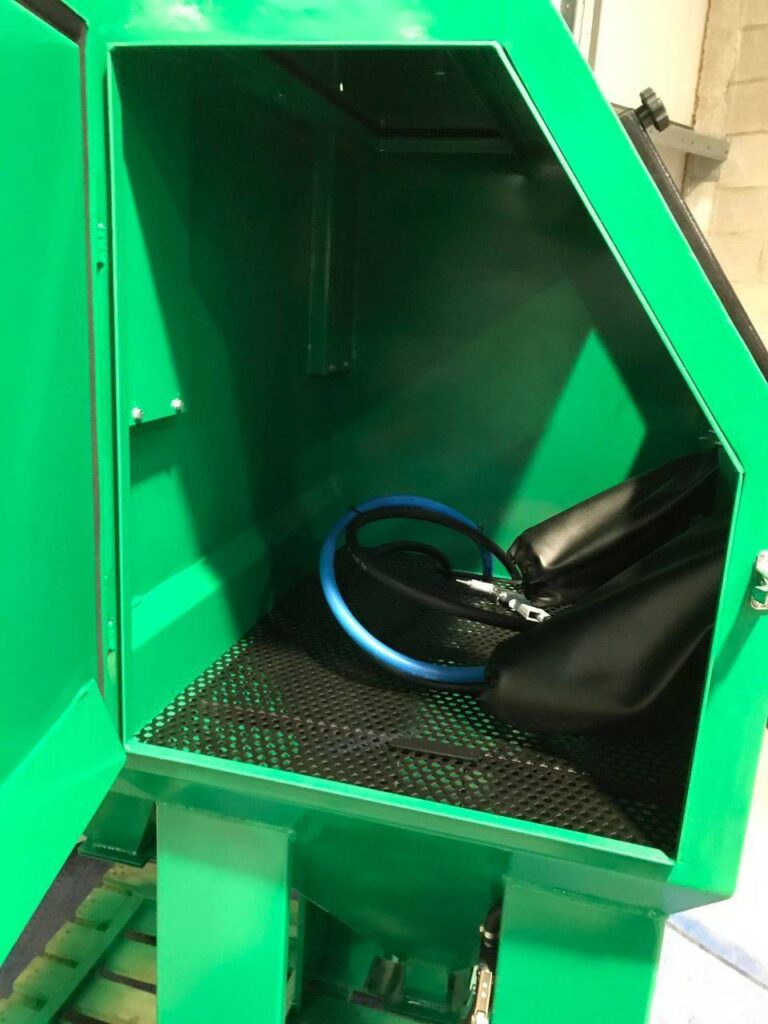 Cabine de sablage ou sableuse mobile : faire le bon choix
